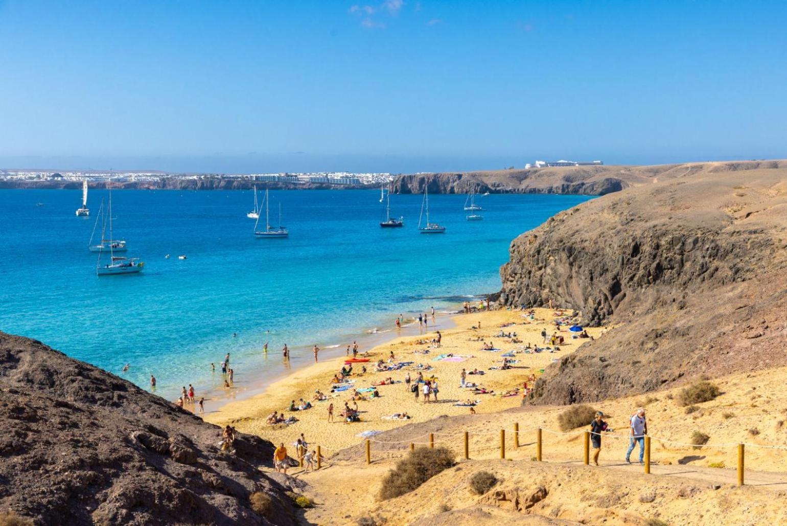 Villa Julianne 2 بويرتو ذيل كارمين المظهر الخارجي الصورة